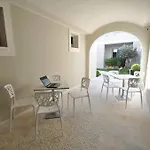 Domu Noa Hotel